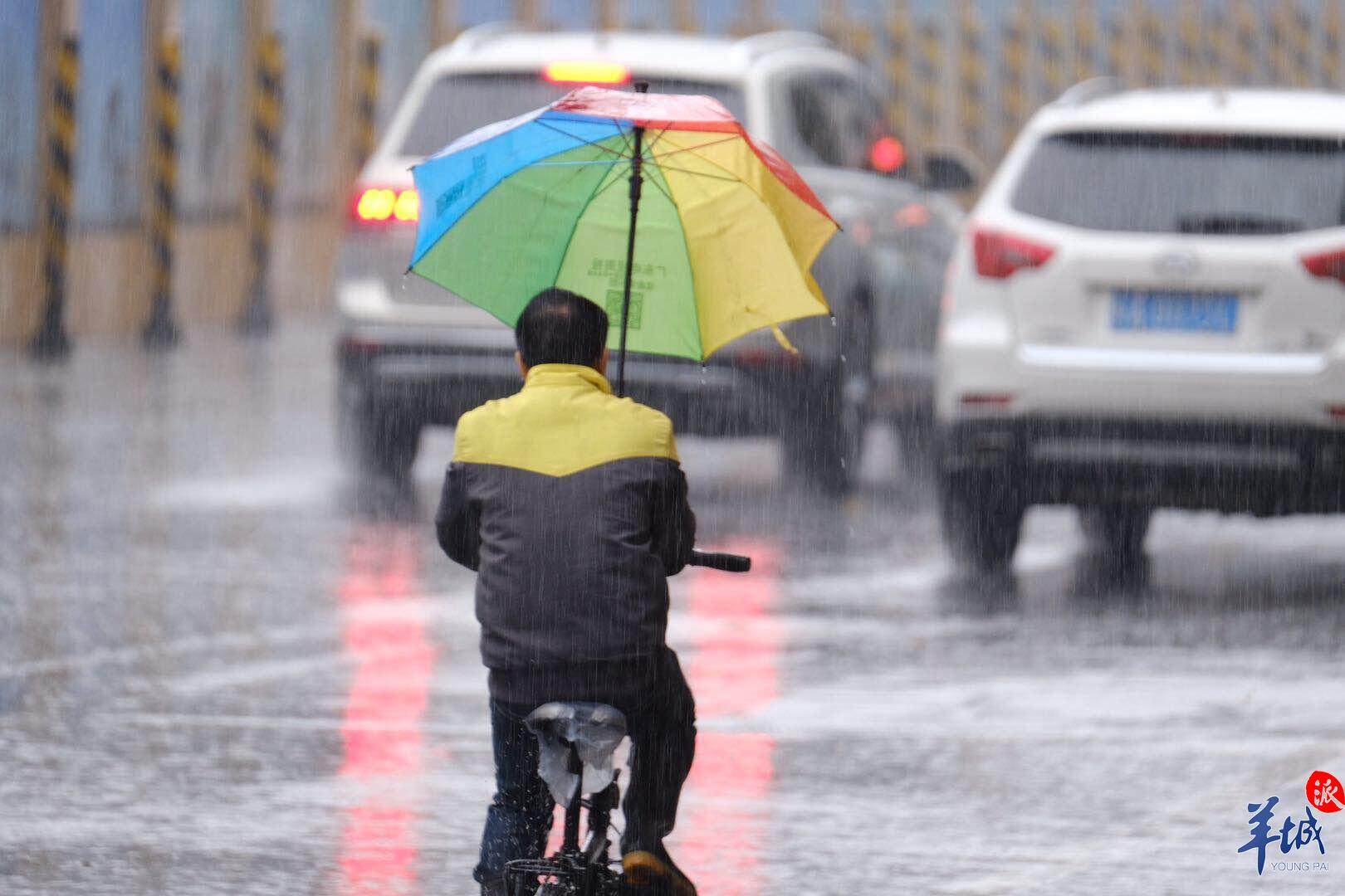 广州上午的暴雨只是前奏 较强降雨或集中在今天傍晚
