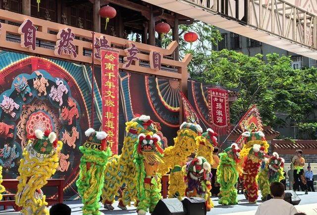 活动现场的揭阳青狮展演