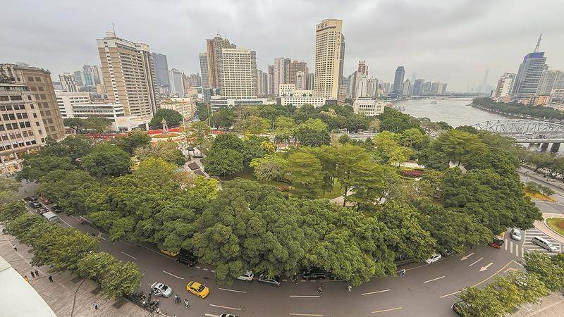 “珠海晴波”珠江与海珠广场 羊城晚报记者 梁怿韬 摄