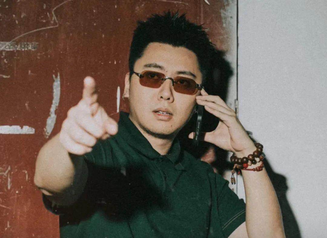  揽佬