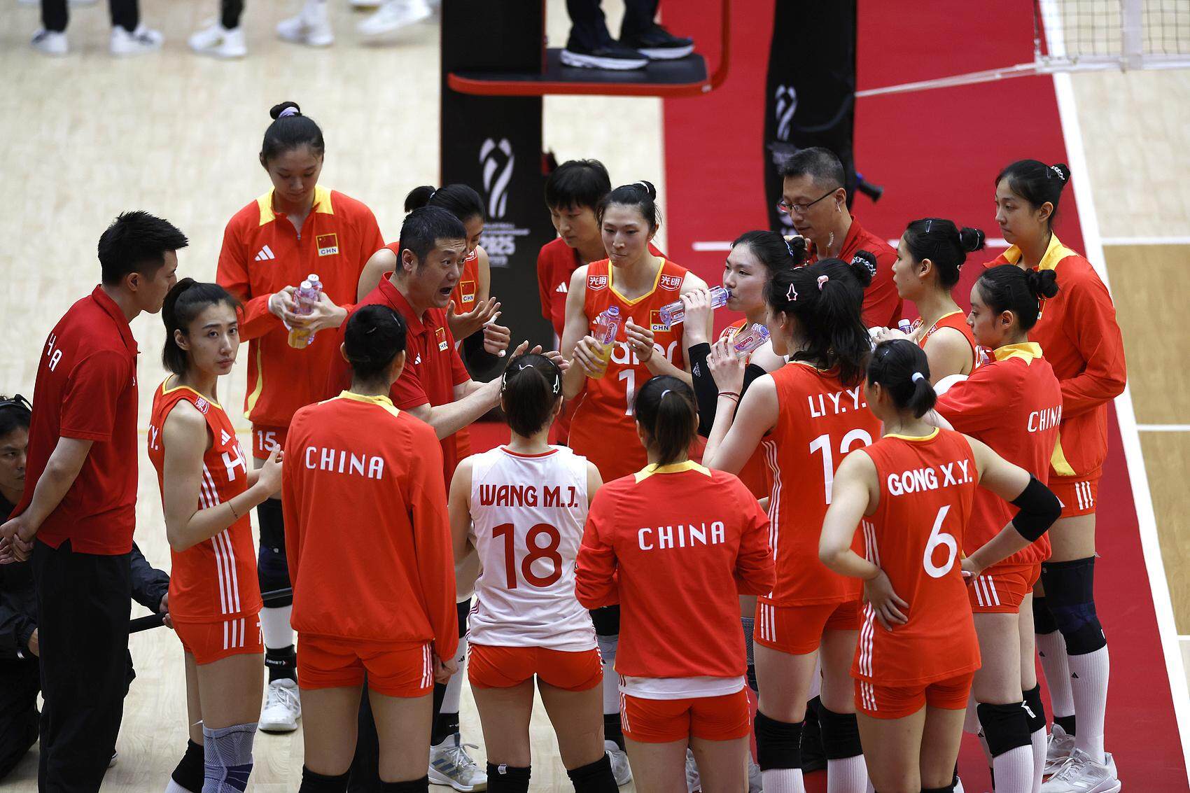  中国女排面临新老交替
