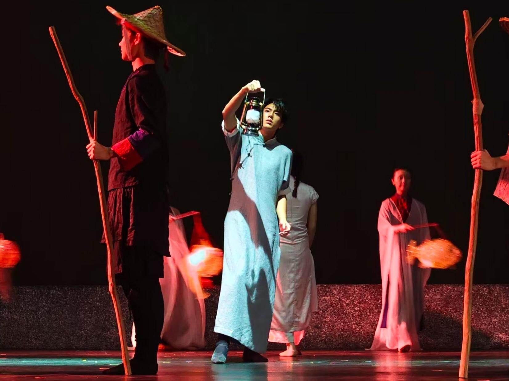 舞蹈诗剧《海丝明灯》现场演出  舞蹈诗剧《海丝明灯》现场演出