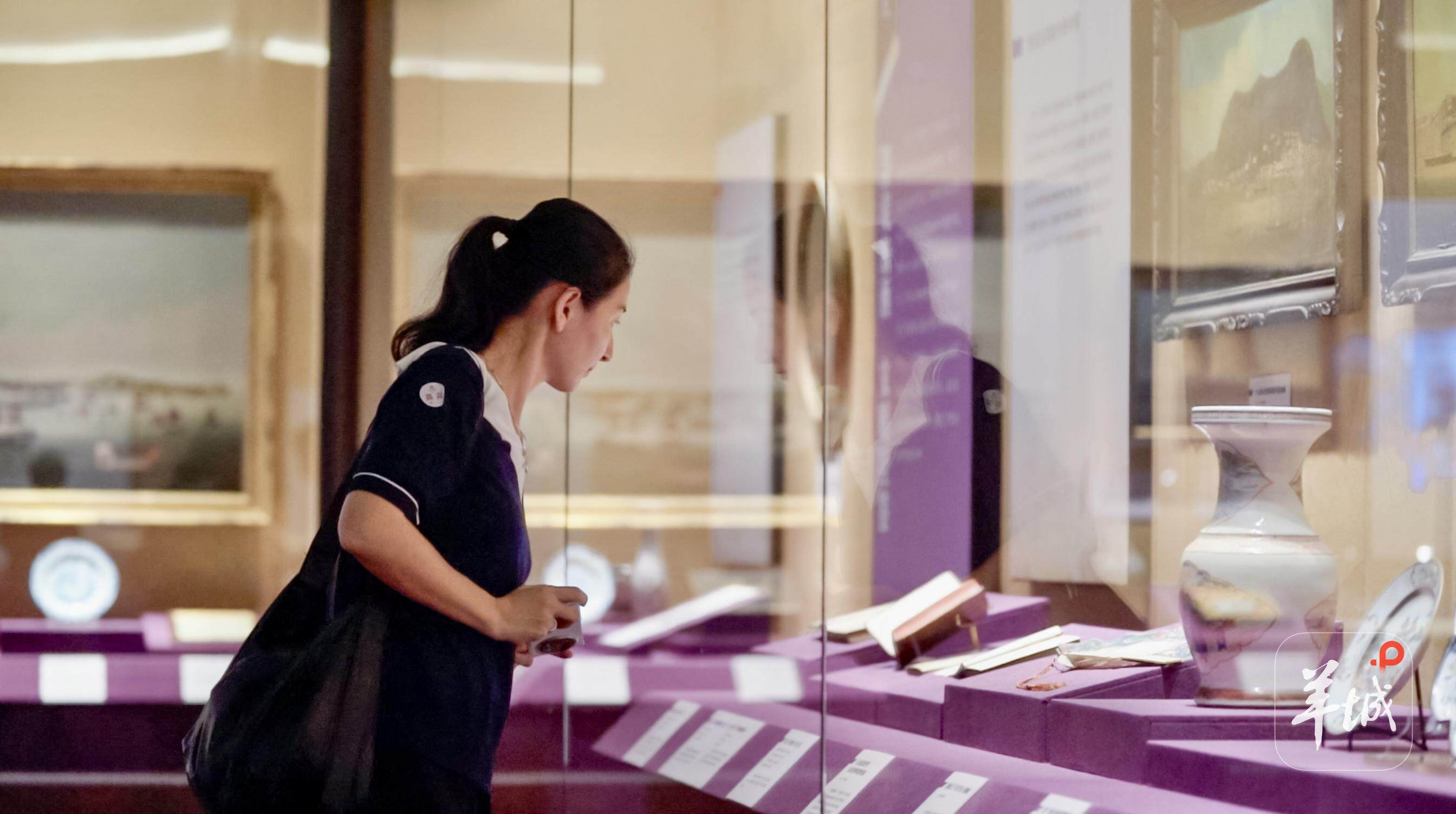 观众观展 观众观展