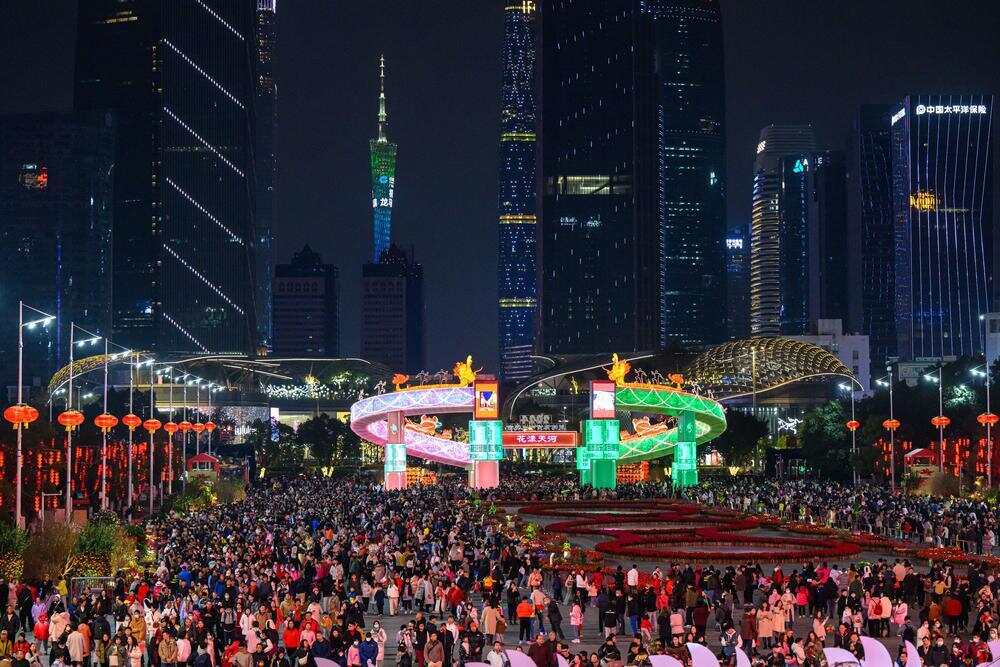 天河迎春花市资料图。羊城晚报记者 钟振彬 摄