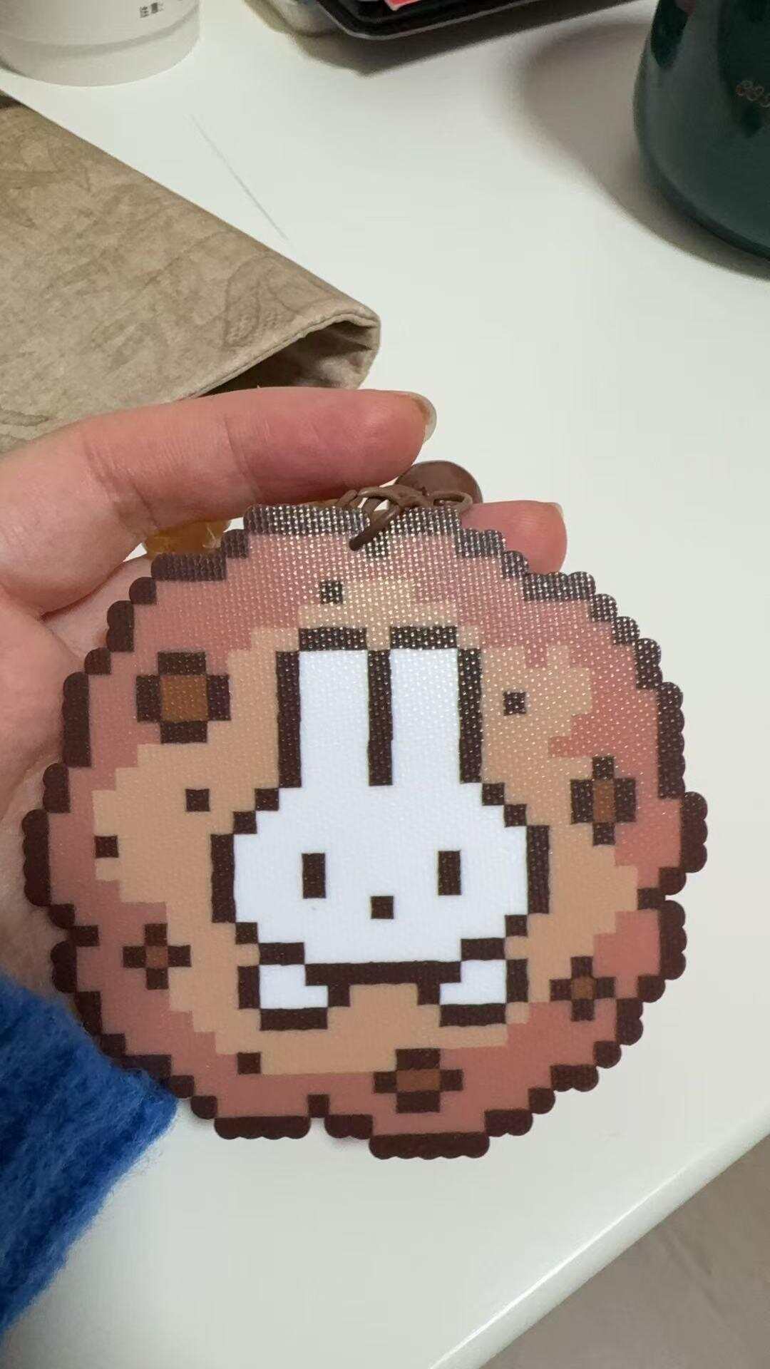  记者自制的拼豆产品