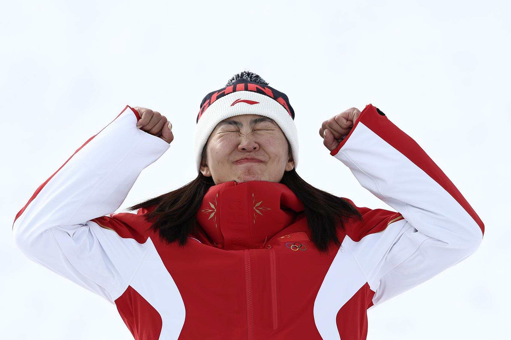  徐梦桃在领奖台上 图/视觉中国