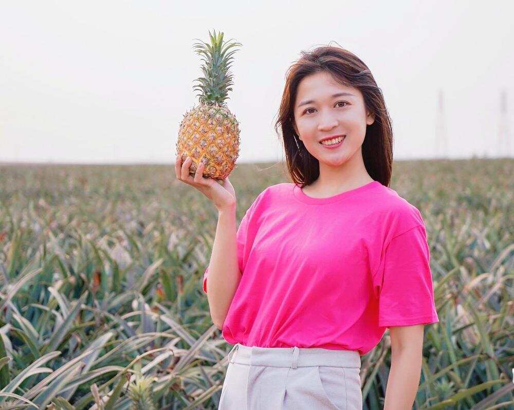 “菠萝妹妹”王小颖