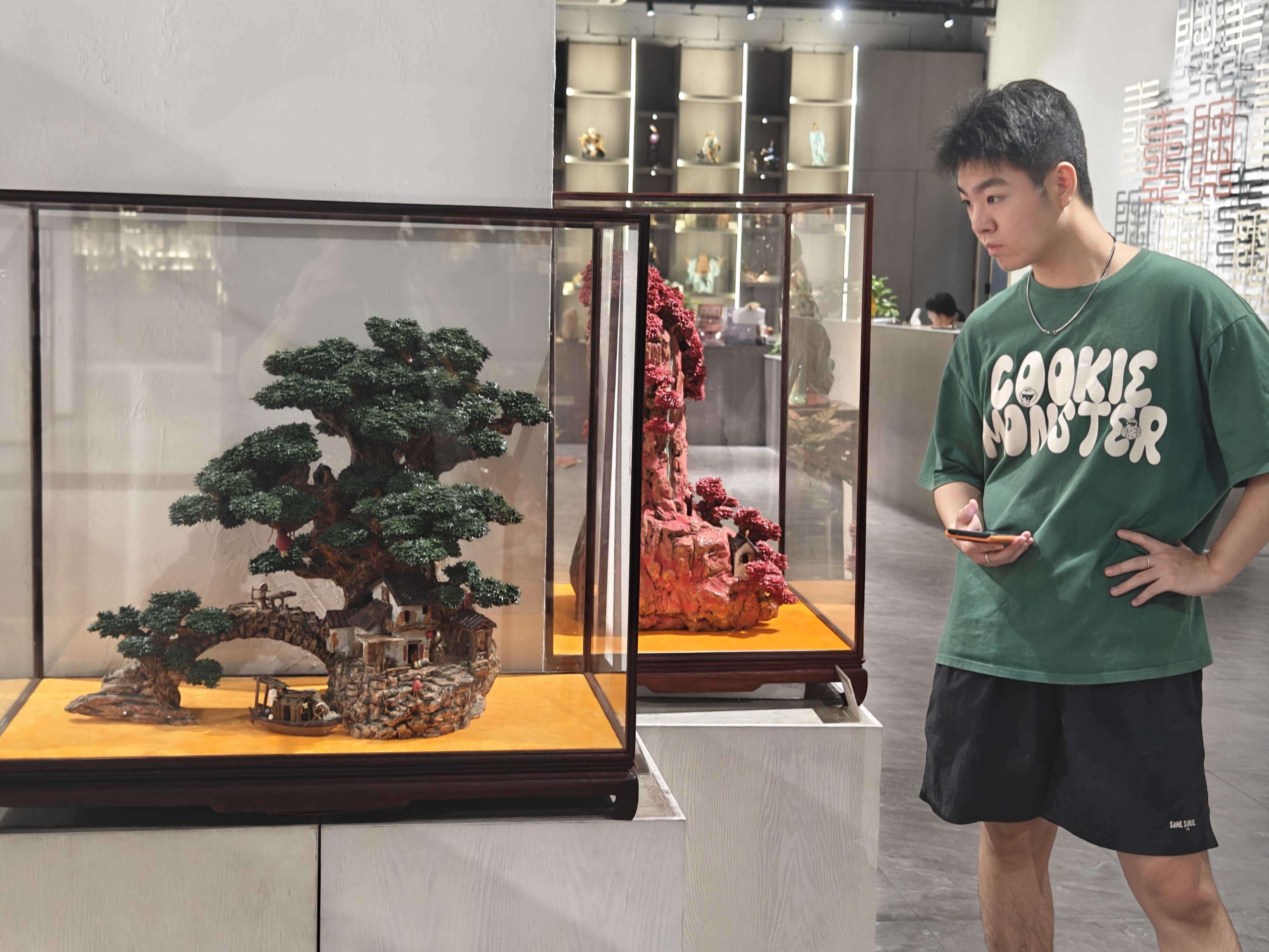 8号艺术码头展出陶艺精品 8号艺术码头展出陶艺精品
