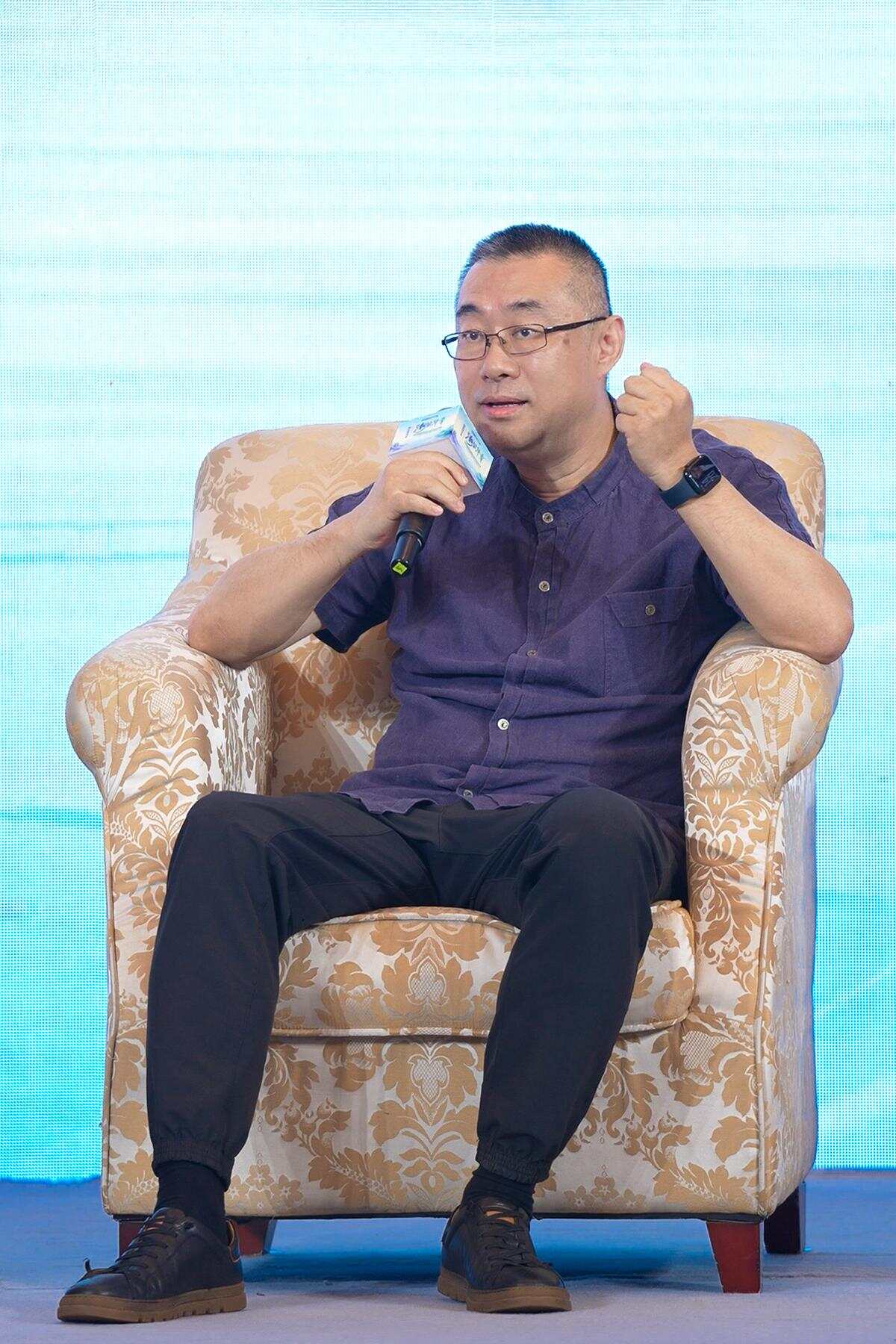 柳桦 柳桦