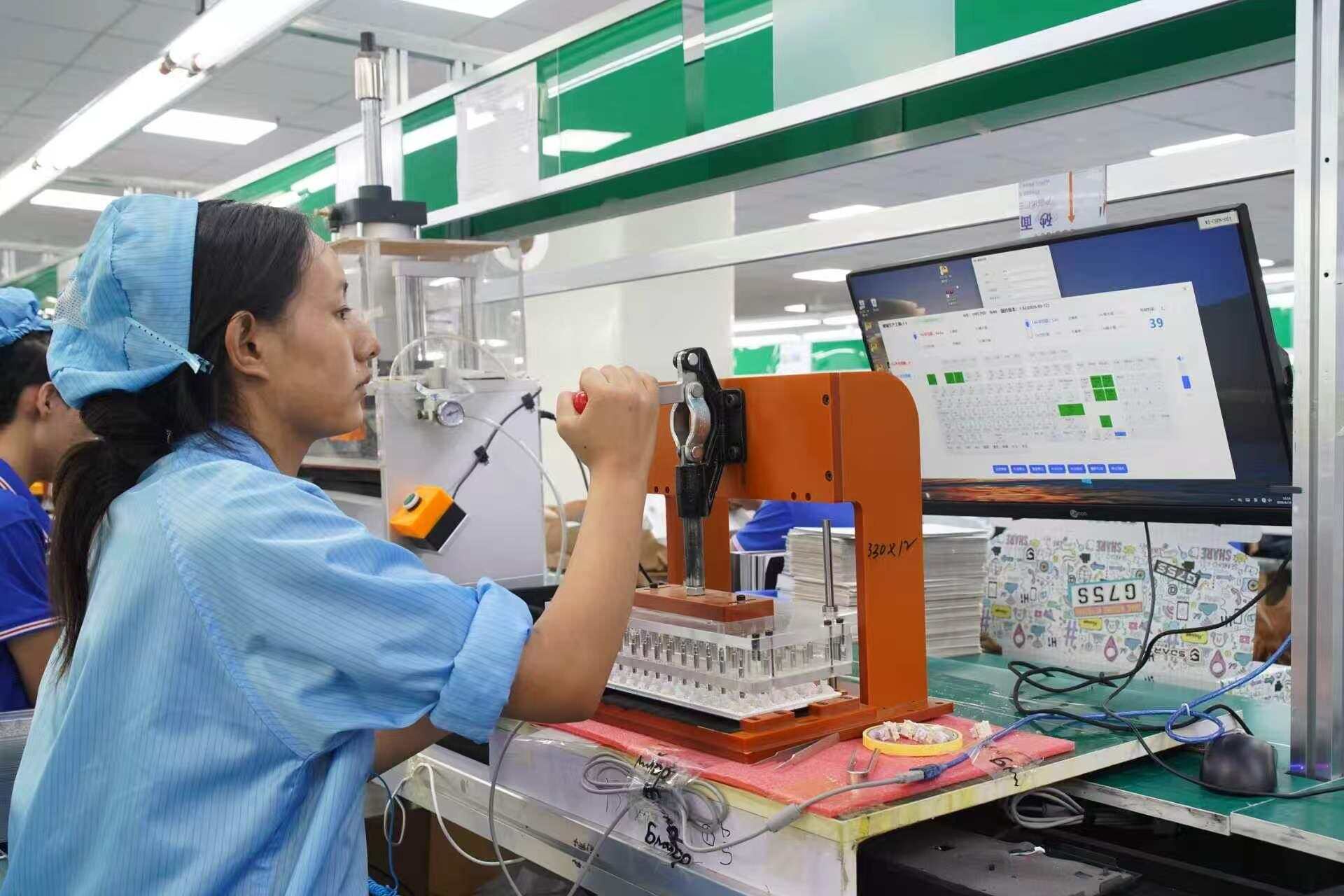 工人操作工装检测键盘 工人操作工装检测键盘