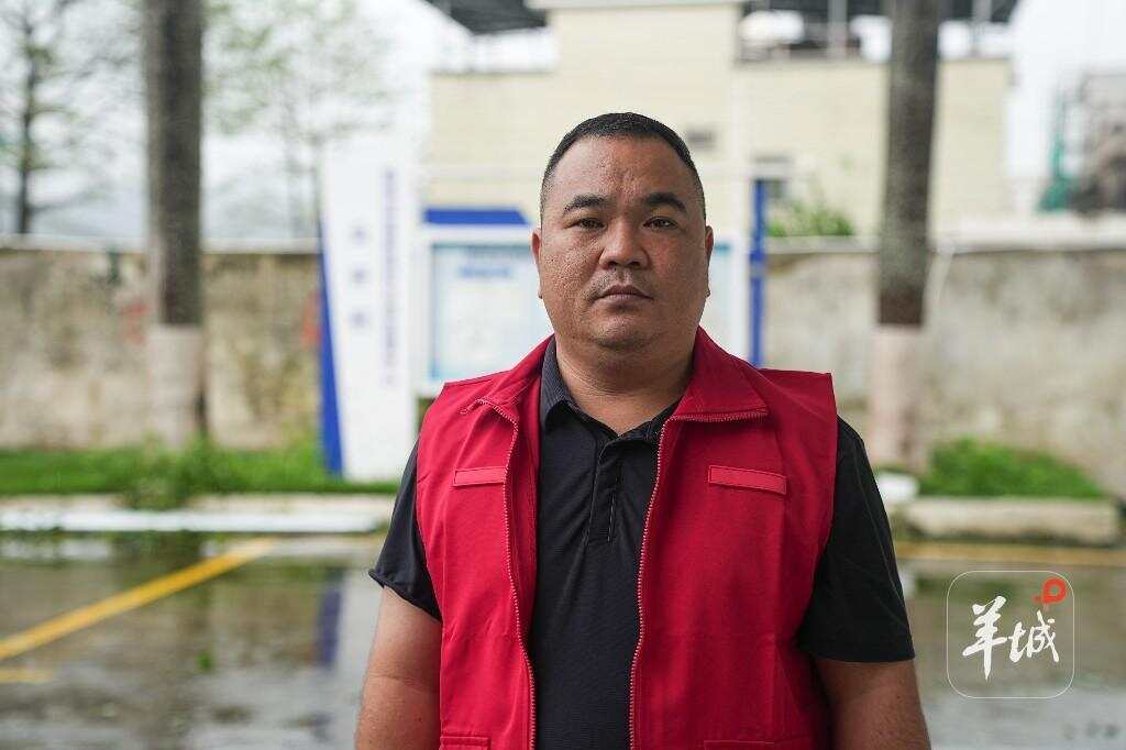 村党支部书记林周强