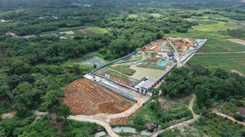 2026年7月10日,黄茅峡水库工程防护工程施工I标首开试验段现场航拍图 2026年7月10日,黄茅峡水库工程防护工程施工I标首开试验段现场航拍图