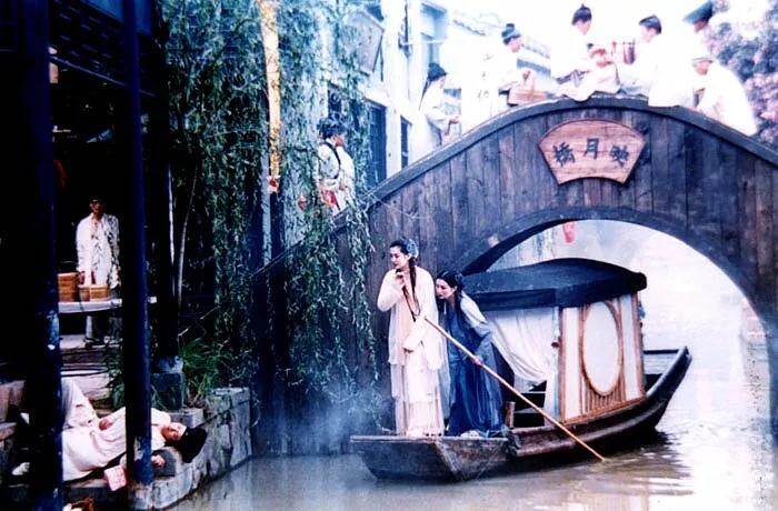 说到苏州的枫桥,你的脑海里会不会闪现出唐人张继的《枫桥夜泊》,"月