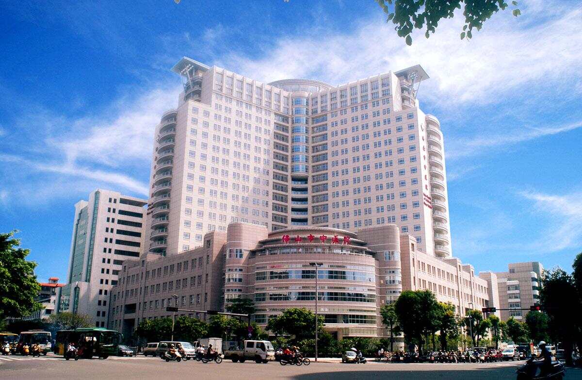 佛山市中医院外景。.jpg 佛山市中医院外景。.jpg